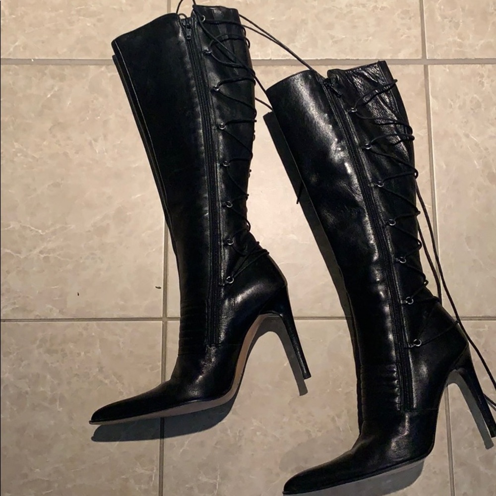 Sexy leather boots - Picture 1 of 6